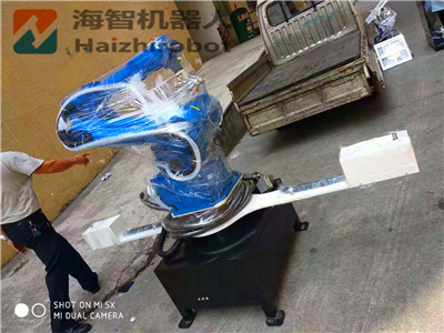 噴漆機(jī)器人設(shè)備