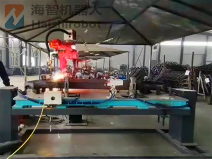 自動(dòng)焊接用的機(jī)械手臂案例！